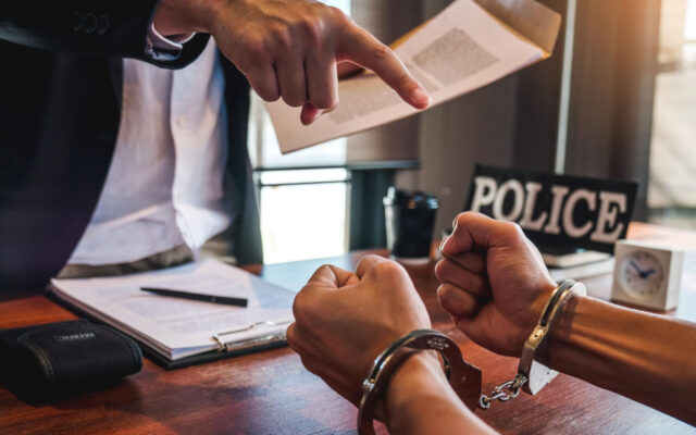Probation vs. Parole: What’s the Difference?